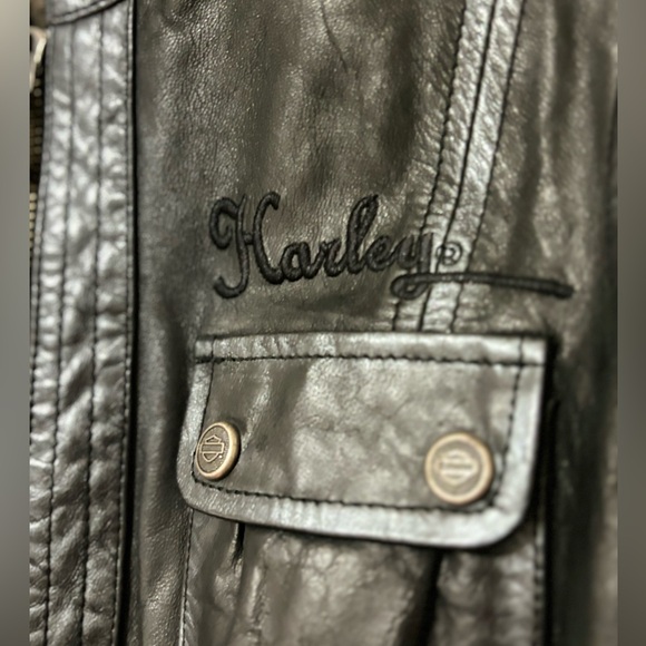 Harley Davidson Women’s Black Leather Jacket - Picture 8 of 9
